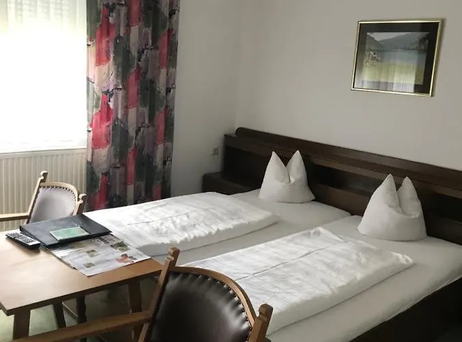 Jerolitsch 3* קרומפנדורף