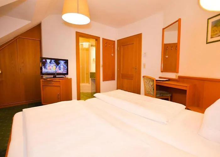 אורחן Jerolitsch 3*