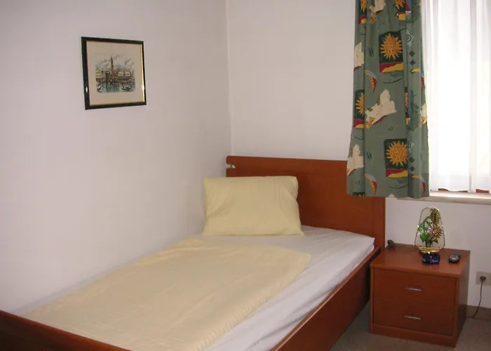 אורחן Jerolitsch קרומפנדורף