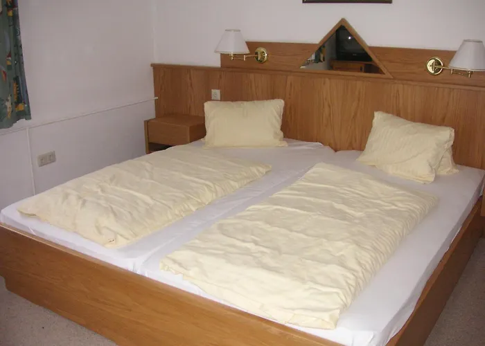 Jerolitsch קרומפנדורף