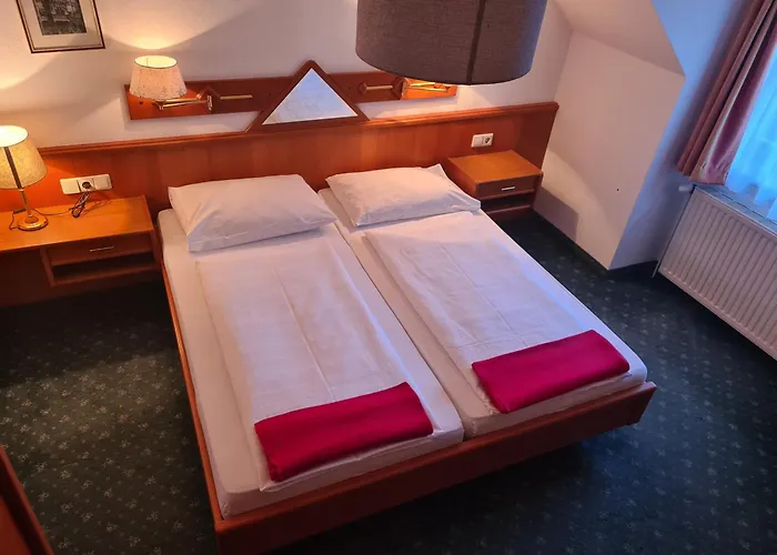 אורחן Jerolitsch